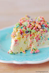 https://image.sistacafe.com/w200/images/uploads/content_image/image/185313/1471501922-Ice_Cream_Cake_Recipe.jpg