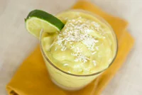 https://image.sistacafe.com/w200/images/uploads/content_image/image/189406/1471933300-pineapple-avocado-smoothie.jpg