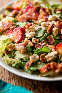 https://image.sistacafe.com/w200/images/uploads/content_image/image/190229/1472019907-strawberry-bacon-salad-on-sallys-baking-addiction-7.jpg