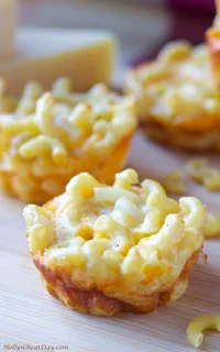 https://image.sistacafe.com/w200/images/uploads/content_image/image/194894/1472529750-mac-n-cheese-bites-cls-HollysCheatDay.com_-640x1024.jpg