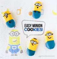 https://image.sistacafe.com/w200/images/uploads/content_image/image/19666/1437474314-Easy-Minion-Cookies-650x665.png
