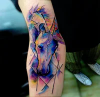 https://image.sistacafe.com/w200/images/uploads/content_image/image/205259/1473405743-rainbow-watercolor-unicorn-tattoo.jpg