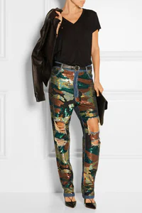 https://image.sistacafe.com/w200/images/uploads/content_image/image/209618/1473915887-ashish-army-green-sequin-embellished-distressed-high-rise-boyfriend-jeans-green-product-1-666699618-normal.jpeg