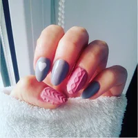 https://image.sistacafe.com/w200/images/uploads/content_image/image/212497/1474245645-Cute-pink-and-blue-pastel-sweater-nail-art-bmodish.png