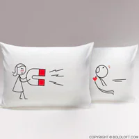 https://image.sistacafe.com/w200/images/uploads/content_image/image/214982/1474486807-you_are_irresistible_couple_pillowcases_1024x1024.jpg