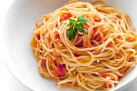 https://image.sistacafe.com/w200/images/uploads/content_image/image/220661/1475153557-spaghetti-with-creamy-marinara.jpg