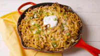 https://image.sistacafe.com/w200/images/uploads/content_image/image/220792/1475160878-gallery-1455916276-taco-spaghetti-pie-1.png