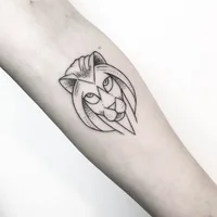 https://image.sistacafe.com/w200/images/uploads/content_image/image/224308/1475654615-Small-Lion-Tattoo-by-Mar_C3_ADa-Fern_C3_A1ndez.jpg
