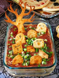https://image.sistacafe.com/w200/images/uploads/content_image/image/228685/1476183909-gallery-1469556073-halloween-graveyard-appetizer-best-cheap-easy-fast-party-snack-food-idea-680x909.jpg