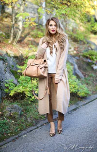 https://image.sistacafe.com/w200/images/uploads/content_image/image/229010/1476205964-long-cozy-cardigan-and-leopard-flats-fall-neutral-outfit-bmodish.jpg