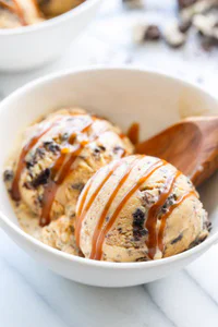 https://image.sistacafe.com/w200/images/uploads/content_image/image/229338/1476258813-Caramel-Cookie-Crunch-Ice-Cream.jpg