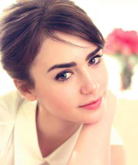 https://image.sistacafe.com/w200/images/uploads/content_image/image/22978/1438176521-lily-collins-marie-claire-lancome-ad-campaign-photoshoot-2014_1.jpg