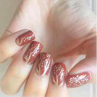 https://image.sistacafe.com/w200/images/uploads/content_image/image/232159/1476791291-autumnal-nails-brown-with-gold-stamping-bmodish.jpg