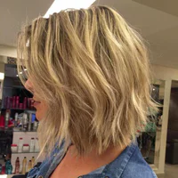 https://image.sistacafe.com/w200/images/uploads/content_image/image/236211/1477375673-16-straight-cut-bob-with-choppy-layers.jpg