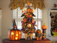 https://image.sistacafe.com/w200/images/uploads/content_image/image/237510/1477496009-Primitive-Halloween-Witch-Tree-With-Lights-Hand-Painted.jpg