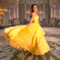 https://image.sistacafe.com/w200/images/uploads/content_image/image/244185/1478241119-belle-gold-dress-emma-watson-beauty-and-the-beast-1.jpg