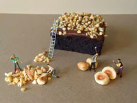 https://image.sistacafe.com/w200/images/uploads/content_image/image/246343/1478582273-dessert-miniatures-pastry-chef-matteo-stucchi-25-5820e14340c95__880.jpg