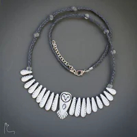 https://image.sistacafe.com/w200/images/uploads/content_image/image/248661/1478838321-I-make-jewelry-pieces-inspired-by-nature-and-fantasy-58239a81c1c2a__880.jpg