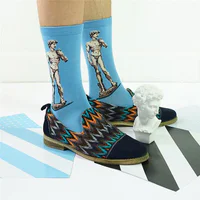 https://image.sistacafe.com/w200/images/uploads/content_image/image/250907/1479271839-art-socks-gift-ideas-4-5829c7afebb4b__700.jpg