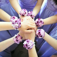 https://image.sistacafe.com/w200/images/uploads/content_image/image/254492/1479826289-new-elegance-boutonniere-bridal-wrist-flowers.jpg