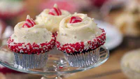https://image.sistacafe.com/w200/images/uploads/content_image/image/258513/1480580146-Gingerbread-Cupcakes.jpg