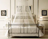 https://image.sistacafe.com/w200/images/uploads/content_image/image/276010/1483429662-Canopy-beds-For-the-Modern-Bedroom-Freshome-51.jpg