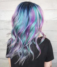 https://image.sistacafe.com/w200/images/uploads/content_image/image/276888/1483594485-13-turquoise-hair-with-pastel-purple-highlights.jpg