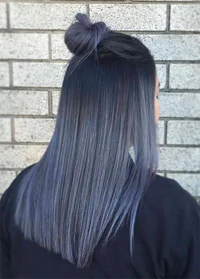 https://image.sistacafe.com/w200/images/uploads/content_image/image/277376/1483628753-granny_silver_gray_hair_colors_ideas_tips_for_dyeing_hair_grey57.jpg