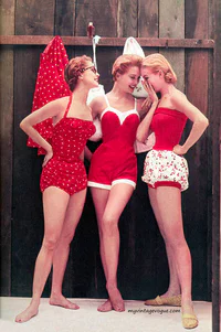 https://image.sistacafe.com/w200/images/uploads/content_image/image/27785/1439879392-Vintage_Swimwear_Fashion_from_1930s_to_1950s__2_.jpg