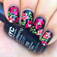 https://image.sistacafe.com/w200/images/uploads/content_image/image/285248/1484889511-Black-Nails-with-Flowers.jpg