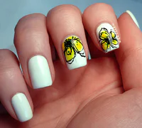https://image.sistacafe.com/w200/images/uploads/content_image/image/285278/1484889933-White-Nails-with-Yellow-Flowers.png
