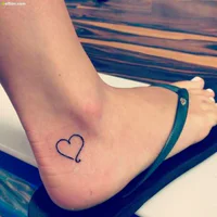 https://image.sistacafe.com/w200/images/uploads/content_image/image/285457/1484898081-Beautiful-Ankle-Decorated-With-Lovely-Heart-Tattoo.jpg