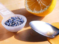 https://image.sistacafe.com/w200/images/uploads/content_image/image/297853/1486619612-Homemade_beverage_lavender_honey_lemon_soda_ingredients.png