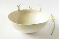 https://image.sistacafe.com/w200/images/uploads/content_image/image/300466/1487049275-Tramai-Bowl-maxi-bunny-white-top-env1-589d91d3a7f44__700.jpg