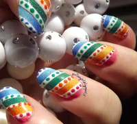 https://image.sistacafe.com/w200/images/uploads/content_image/image/306460/1487824149-2-cool-rainbow-nail-designs.jpg
