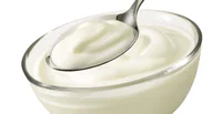 https://image.sistacafe.com/w200/images/uploads/content_image/image/307538/1487925169-Ten-Amazing-Benefits-of-Yogurt-for-Skin-and-Hair-644x330.jpg