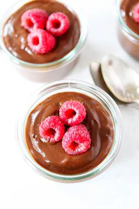 https://image.sistacafe.com/w200/images/uploads/content_image/image/309597/1488244404-Chocolate-Avocado-Pudding-5.jpg