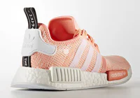 https://image.sistacafe.com/w200/images/uploads/content_image/image/317403/1489484491-adidas-nmd-r1-sun-glow-BY3034-3.jpg