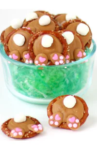 https://image.sistacafe.com/w200/images/uploads/content_image/image/319344/1489729909-gallery-1484942110-peanut-butter-bunny-butt-pretzels.jpg