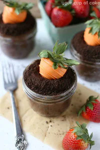 https://image.sistacafe.com/w200/images/uploads/content_image/image/319361/1489730161-gallery-1484936760-cute-garden-carrot-cupcake.jpg
