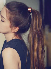 https://image.sistacafe.com/w200/images/uploads/content_image/image/32701/1441346538-Top-Ponytail-hairstyle-for-long-straight-hair-girls-simple-but-beautiful.jpg