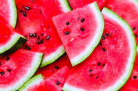 https://image.sistacafe.com/w200/images/uploads/content_image/image/329017/1491218972-health-benefits-of-watermelon.jpg