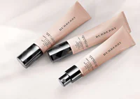 https://image.sistacafe.com/w200/images/uploads/content_image/image/335090/1492060397-burberry-new-fresh-glow-bb-cream-768x546.png