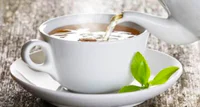 https://image.sistacafe.com/w200/images/uploads/content_image/image/345858/1493210380-Health-benefits-of-drinking-tea.jpg