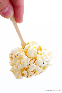 https://image.sistacafe.com/w200/images/uploads/content_image/image/346928/1493399654-Honey-Popcorn-Balls-2.jpg
