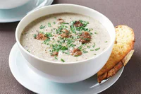 https://image.sistacafe.com/w200/images/uploads/content_image/image/35216/1441945890-Creamy-Mushroom-Soup-with-Meatballs_1205080400.jpg