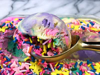 https://image.sistacafe.com/w200/images/uploads/content_image/image/369708/1496737872-Unicorn-Ice-Cream-Final-Photo-7.png