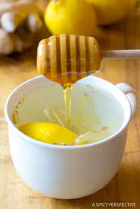 https://image.sistacafe.com/w200/images/uploads/content_image/image/369862/1496753097-lemon-ginger-detox-tea-recipe-9.jpg