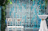 https://image.sistacafe.com/w200/images/uploads/content_image/image/377350/1497505281-papercrane-wedding-backdrops-ideas.jpg