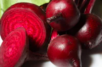 https://image.sistacafe.com/w200/images/uploads/content_image/image/378996/1497786186-For-the-Love-of-Beets.jpg